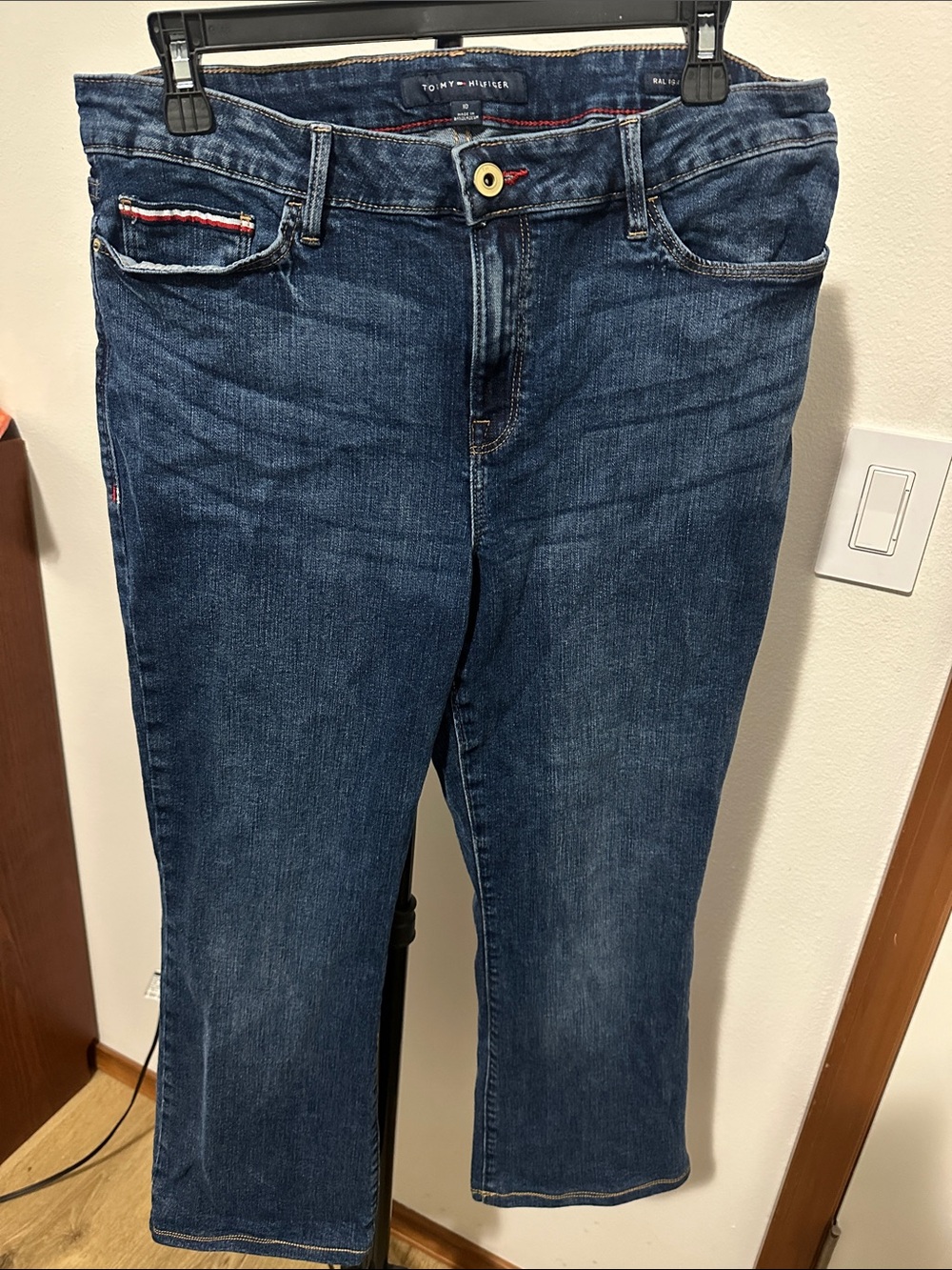 Tommy Hilfiger Women's Dark Blue Denim Raleigh Bootcut Jeans size 10